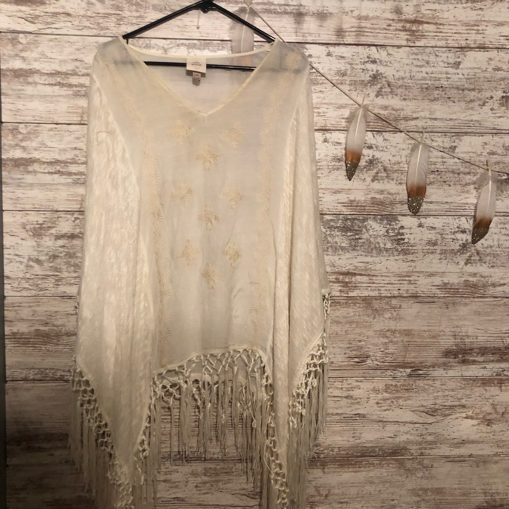 Knox Rose - Poncho Blouse